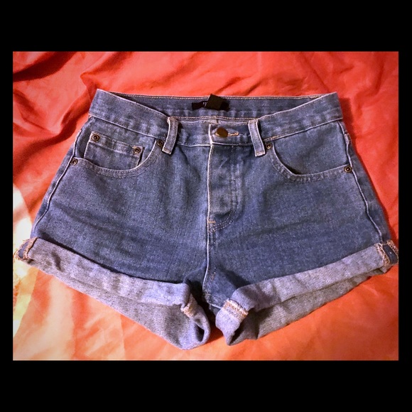 Forever 21 high rise cuffed shorts 25 - Picture 1 of 4